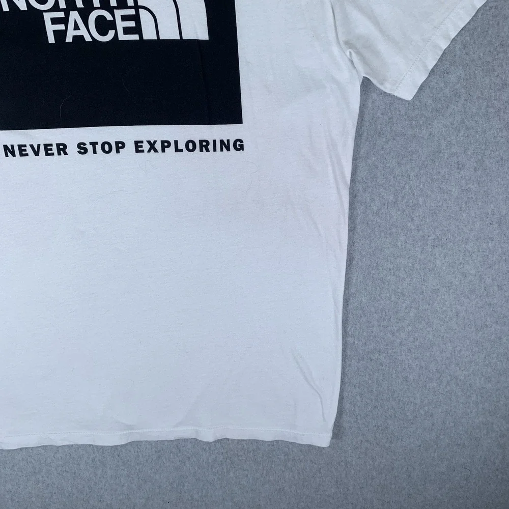 The North Face Shirt Mens Medium White Logo Graphic Tee Outdoor